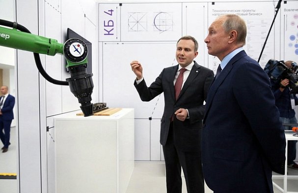 Компания ТермоЛазер представила мобильного робота для лазерной обработки металлов на международной выставке.
